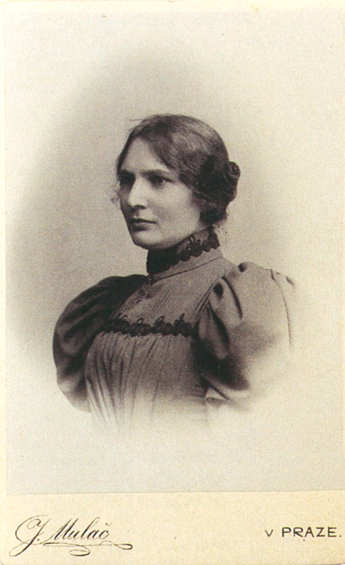 Marie Jeneweinová v roce 1896