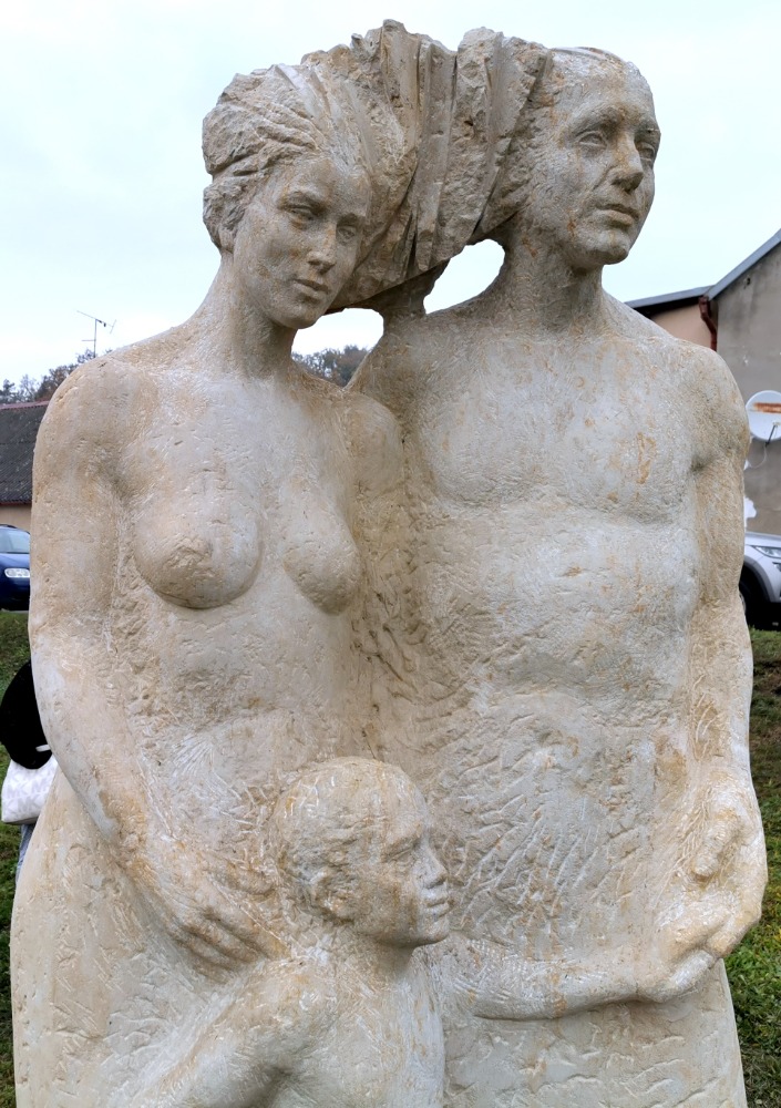 Detail sousoší Víra-Láska-Naděje